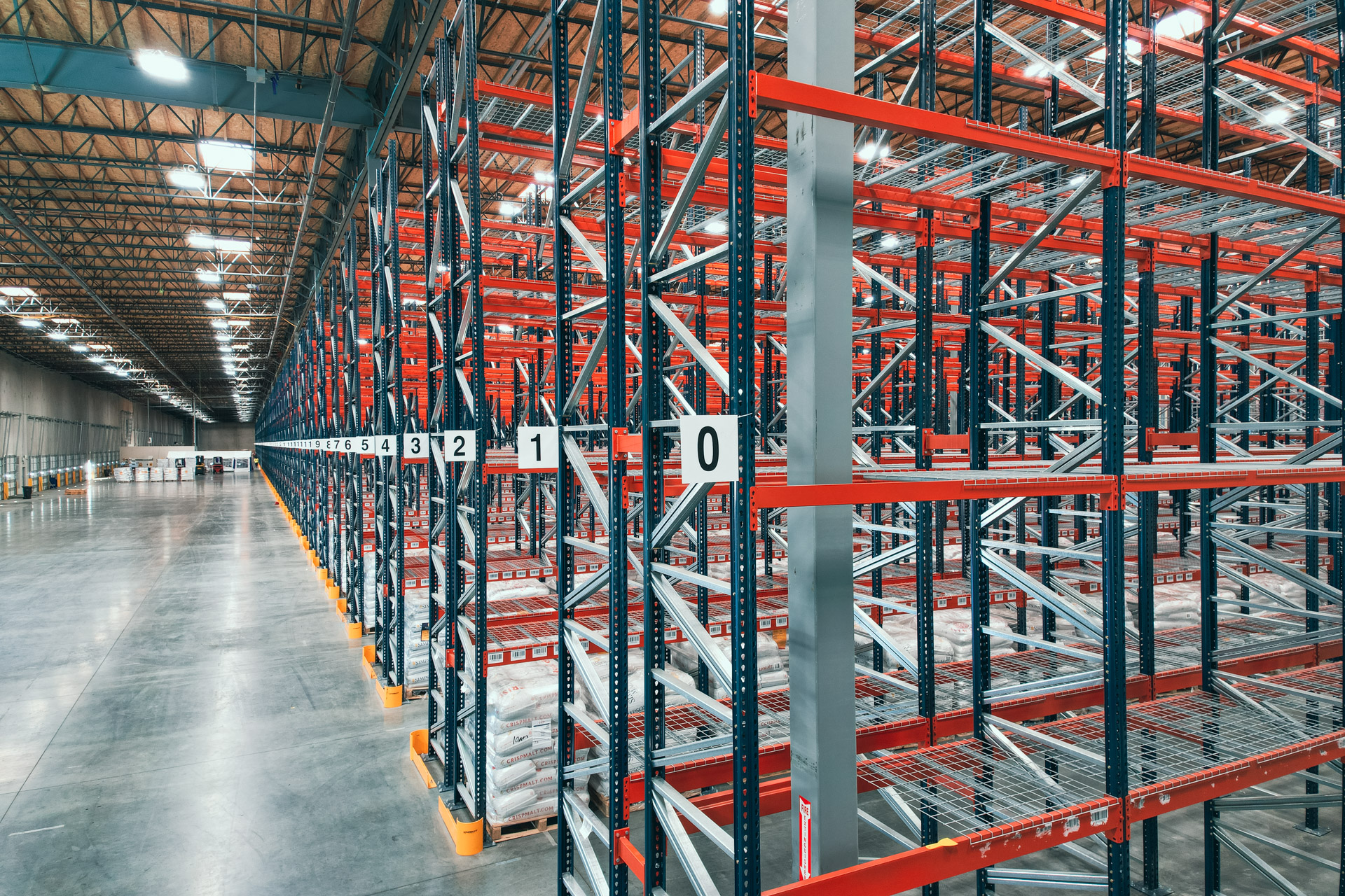 Industrial pallet racking warehouse in Sumner Washington